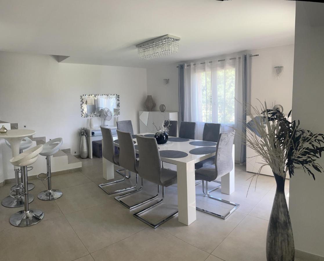Villa Les Yuccas - Pool - Sea View كانيو سور مير المظهر الخارجي الصورة